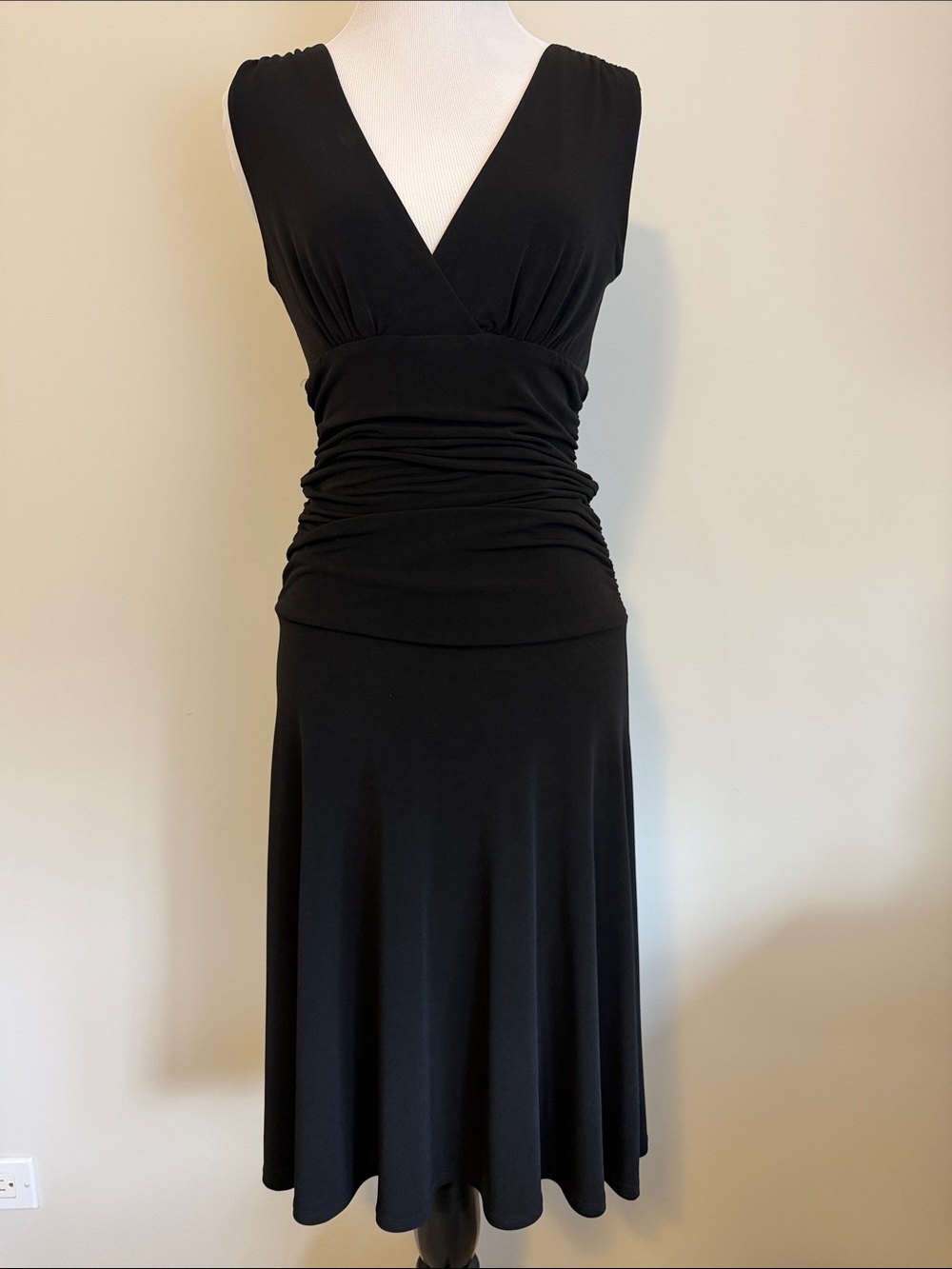 Arden B Black V-Neck Ruched Midi Dress